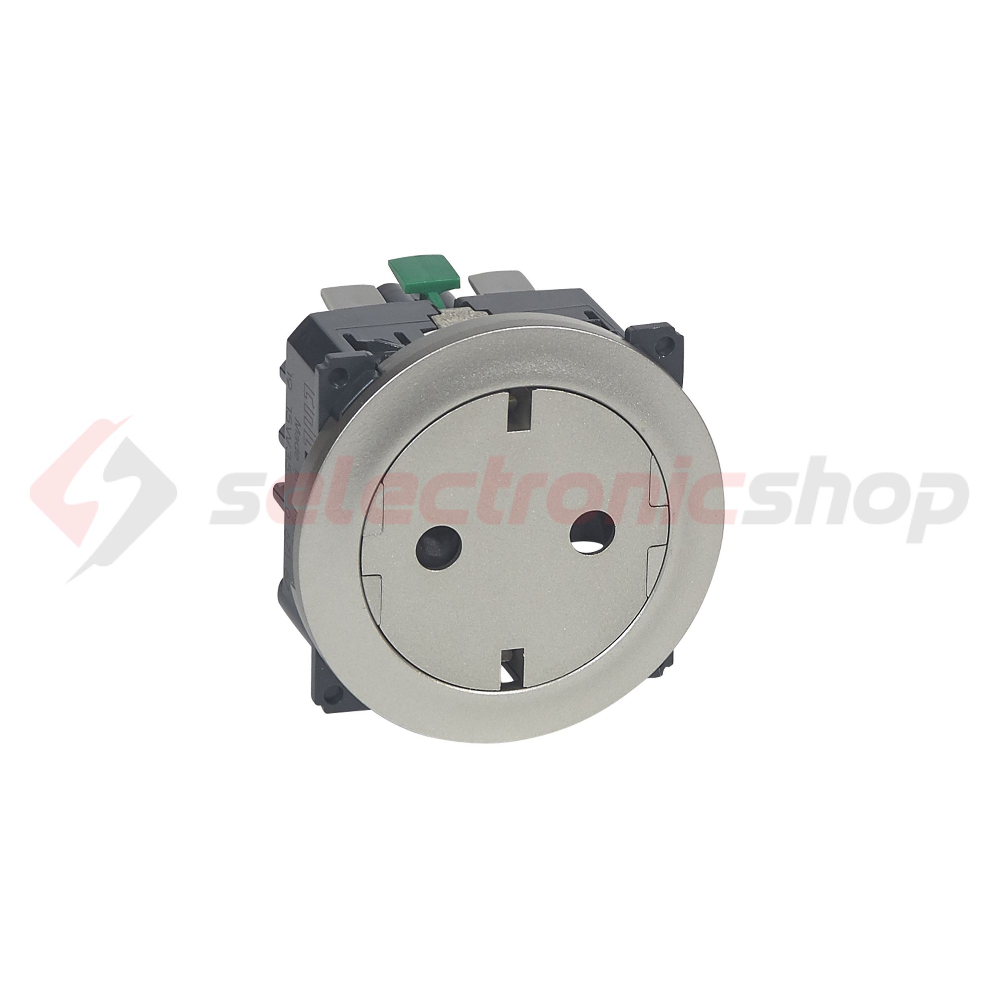 Céliane 162 dugalj betét földelt gyerekzárral titán IP20 süllyesztett szorítókapcsos LEGRAND - 067167