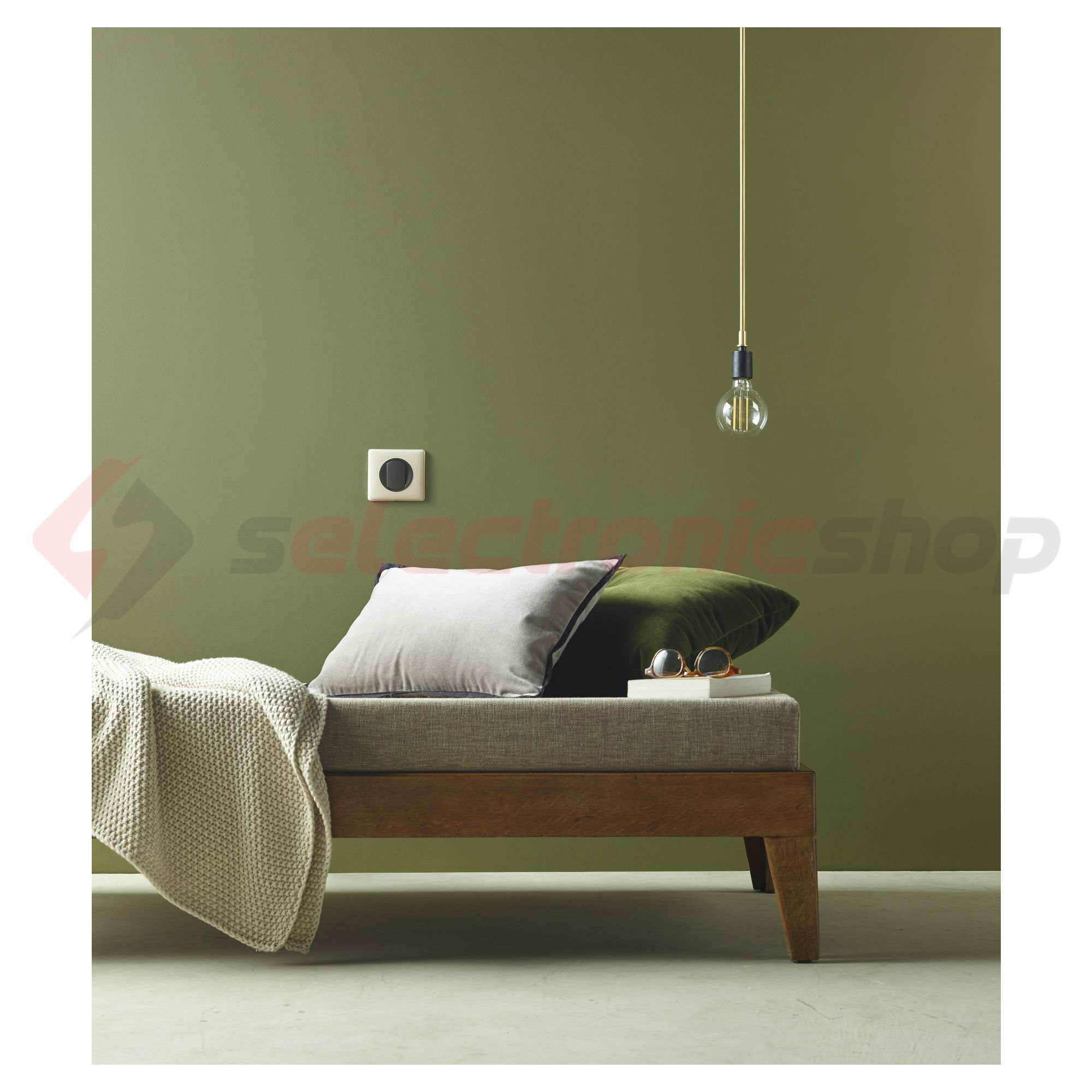 Céliane keret 1-es elefántcsont vízszintes és függőleges műanyag LEGRAND - 066621