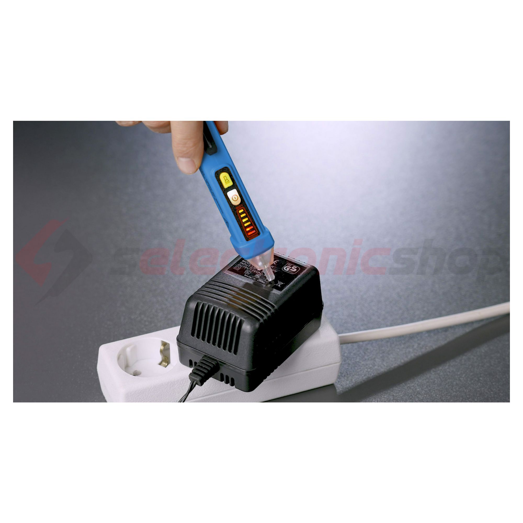 Feszültség teszter érintésmentes 12-1000VAC elemes fény+hangjelzés Pancontrol - VOLTFINDER