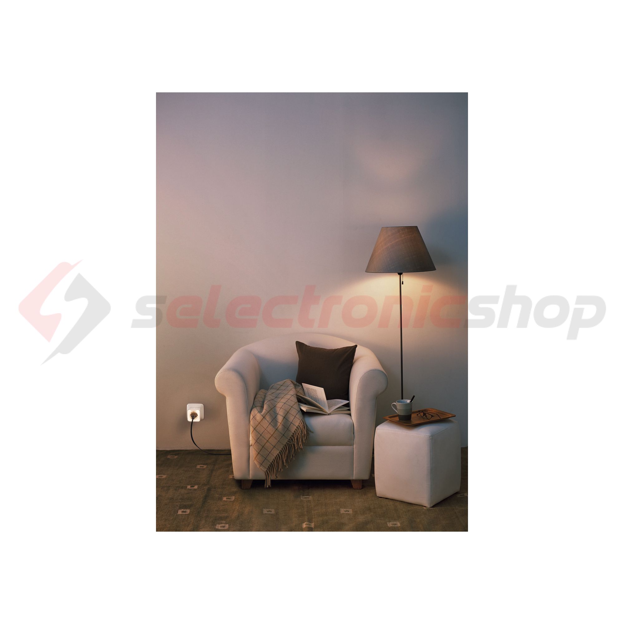 Okos dugaljadapter 16A/230V/2P+F WiFi +éjszakai fénny  Smart+ WiFi Nightligt Plug EU LEDVANCE - 4058075570993