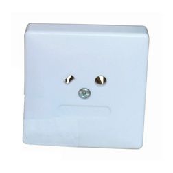 162 dugalj földeletlen dugalj komplett házban krém IP20 falonkívüli csavaros VA Elektronika - 00541/VA