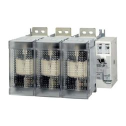 Biztosítós szakaszolókapcsoló NH3 3-pólus 630A 690V ráépíthető IP2X Fuserbloc SOCOMEC - 38113063