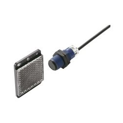 Fotokapcsoló prizmás 2m-kábel M18 sötétre kapcsol 4000mm-max.kapcs.táv PNP 12-24VDC Panasonic - CY-192B-P-Y