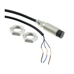 Induktív közelítésérzékelő kiemelkedő 8mm-hatótáv menetes henger fém NPN záró 10-30V DC OMRON - 674561