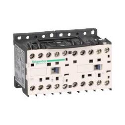 Kontaktorkombináció (mágnesk) irányváltó 2.2kW/400VAC-3 220-230VAC csavaros TeSys LC2-K Schneider - LC2K0610M7
