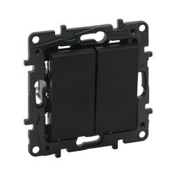 NiloéStep 105 2x1P csillárkapcsoló betét közp. fedéllel fekete süllyesztett rugós IP20 LEGRAND - 863505
