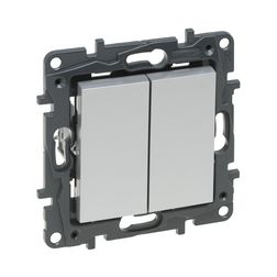 NiloéStep 106+6 kettős váltókapcsoló betét közp. fedéllel alumínium süllyesztett rugós LEGRAND - 863308