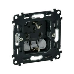 Valena InMatic 162 dugalj betét földelt IP20 süllyesztett szorítókapcsos LEGRAND - 753021