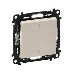 ValenaLife 102 2P kapcsoló betét közp. fedéllel bézs süllyesztett csavaros IP20 LEGRAND - 752202