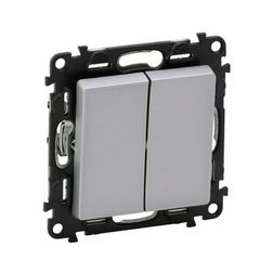 ValenaLife 105 2x1P csillárkapcsoló betét közp. fedéllel alumínium süllyesztett IP20 LEGRAND - 752305