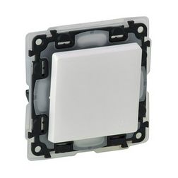 ValenaLife N106 nyomó betét közp. fedéllel 1- billentyűs 1v fehér IP44 süllyesztett dmax. LEGRAND - 752171