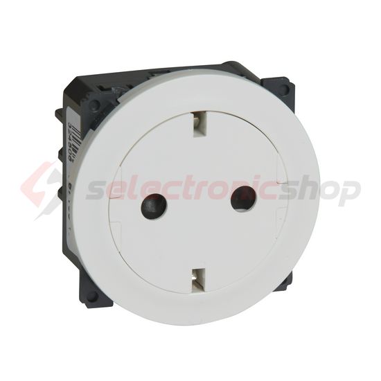 Céliane 162 dugalj földelt központi fedlap gyerekzárral fehér IP20 modultartó LEGRAND - 067166