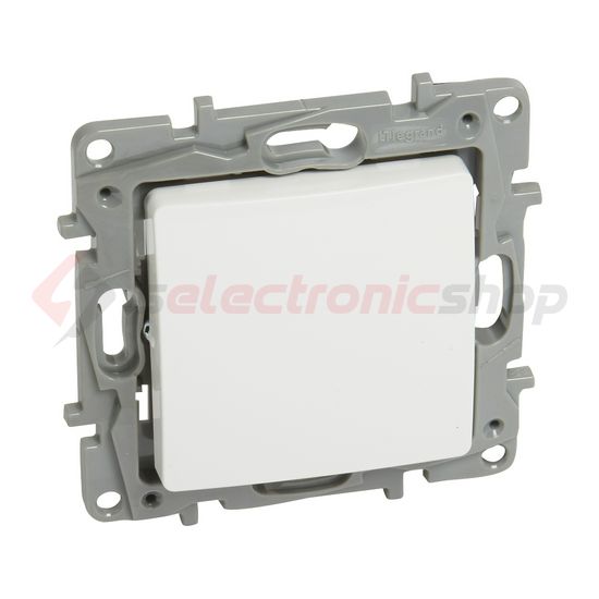 Niloé 101 1P kapcsoló betét fehér süllyesztett IP20 1- billentyű/gomb LEGRAND - 764500