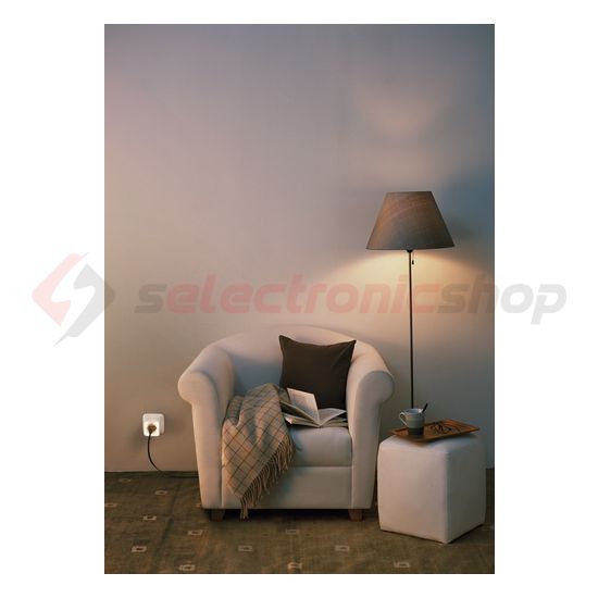 Okos dugaljadapter 16A/230V/2P+F WiFi +éjszakai fénny  Smart+ WiFi Nightligt Plug EU LEDVANCE - 4058075570993