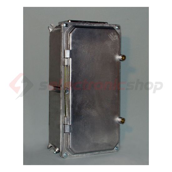 Üres szekrény nyitható alumínium 540mmx 270mmx 165.5mm IP54 zártfedlél szerelőlappal Govill - A2 20 NY